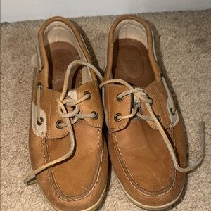 Sperry Women tan Boat Shoes